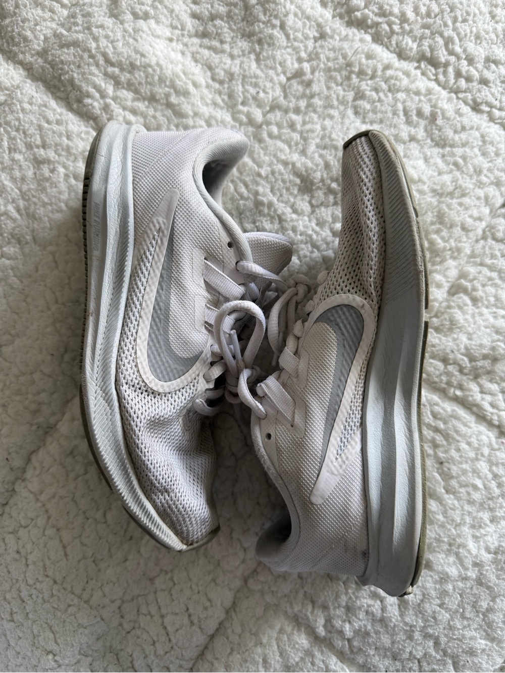 Nike White Athletic Running Shoes